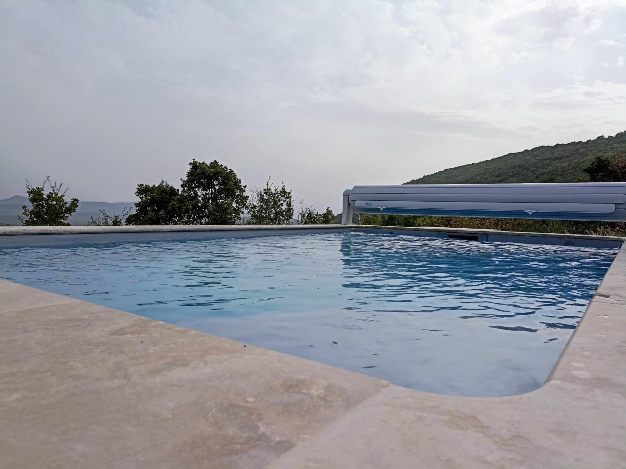 Gite Avec Piscine "La Maison De Valentine" En Provence Montsalier Exteriör bild